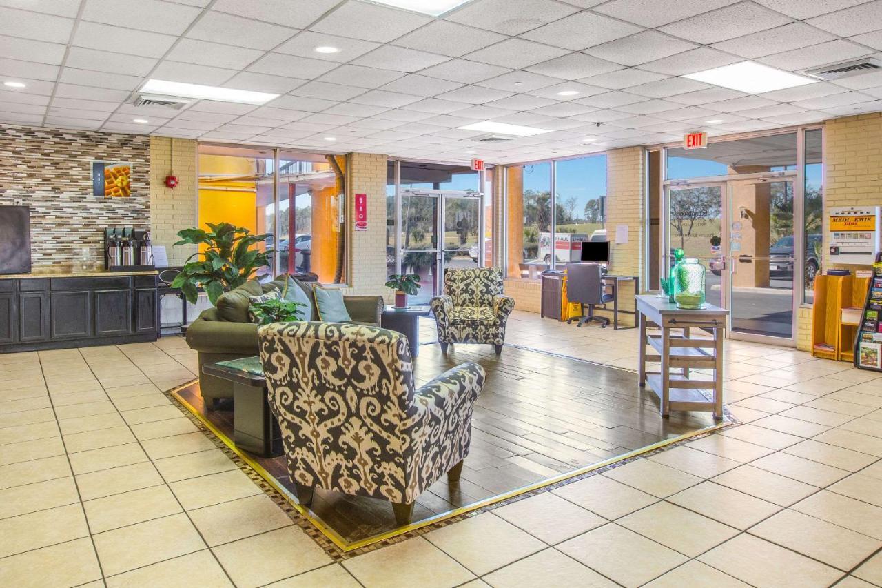 Econo Lodge Choice Hotels I 95 Savannah Gateway 24 Hour Fitness Center On Site Guest Laundry On Site Perkins Restaurant Georgetown Екстериор снимка