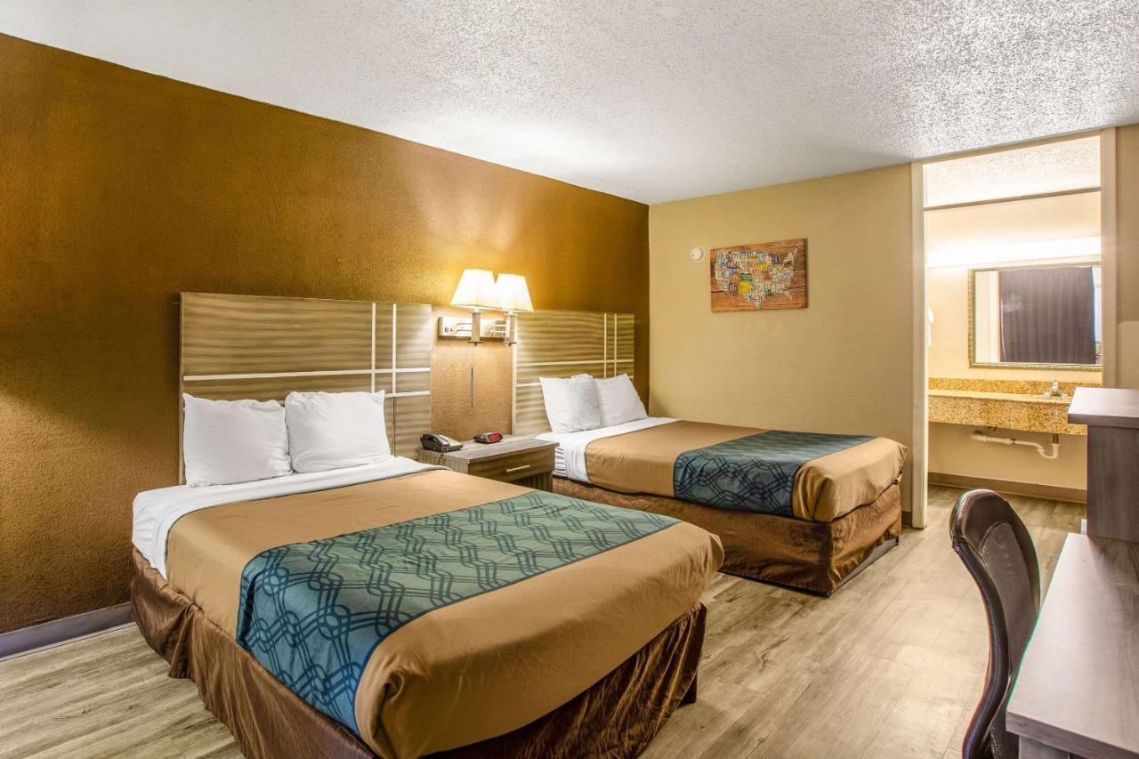 Econo Lodge Choice Hotels I 95 Savannah Gateway 24 Hour Fitness Center On Site Guest Laundry On Site Perkins Restaurant Georgetown Екстериор снимка