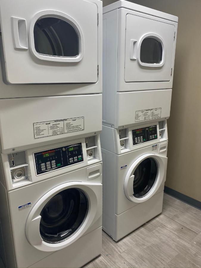 Econo Lodge Choice Hotels I 95 Savannah Gateway 24 Hour Fitness Center On Site Guest Laundry On Site Perkins Restaurant Georgetown Екстериор снимка